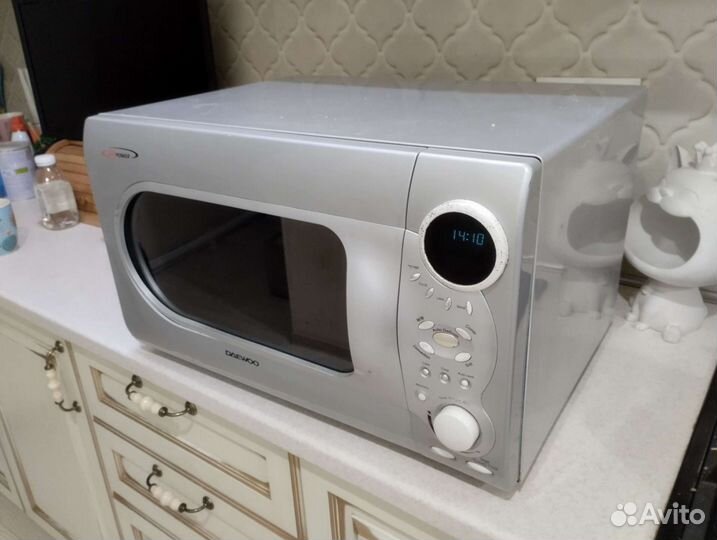 Микроволновая печь