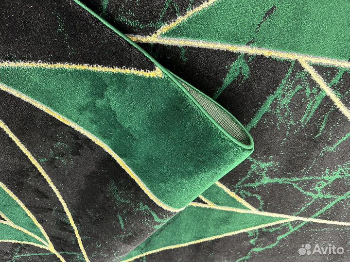 Ковер черный 2х2.9 новый