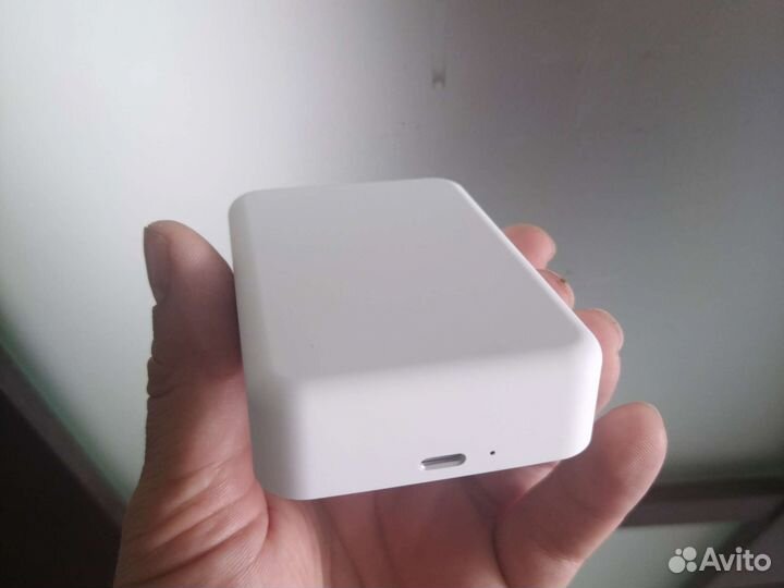 Внешний аккумулятор apple