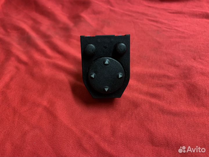 Джойстик регулировки электро зеркал Ауди 80/100/А6