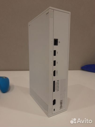 Xbox series s с 2 геймпадами