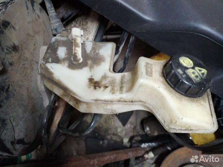 Главный тормозной цилиндр mazda 3 bk