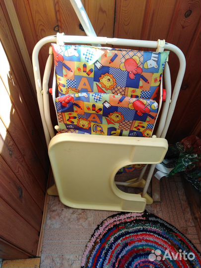 Столик для кормления