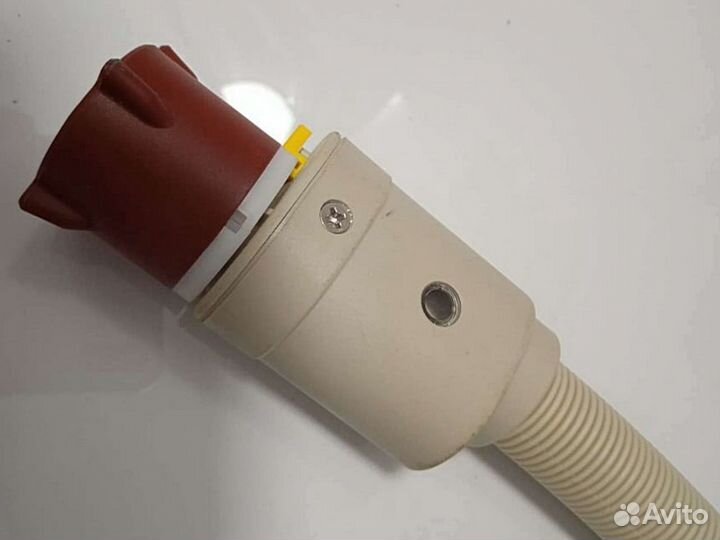 Шланг с встроенным защитным блоком «aquastop»