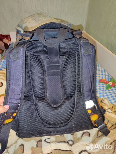 Рюкзак школьный