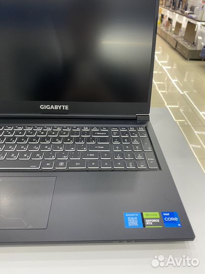 Игровой ноутбук Gigabyte G5 i5/16/512/RTX4060
