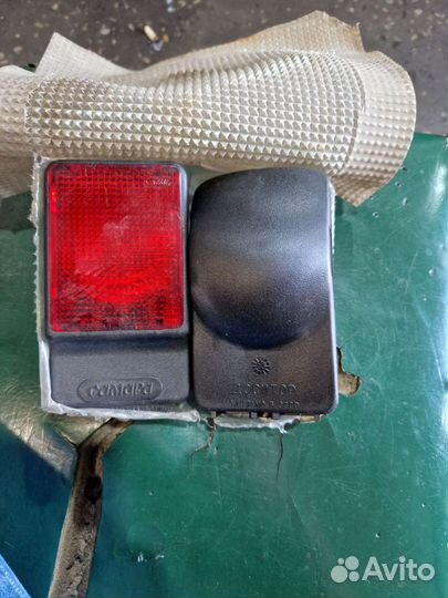 Доситор. доп сигнал тормозов оригиналы 1990г