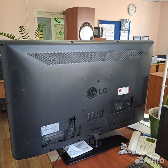 Телевизор LG 42CS460-ZA