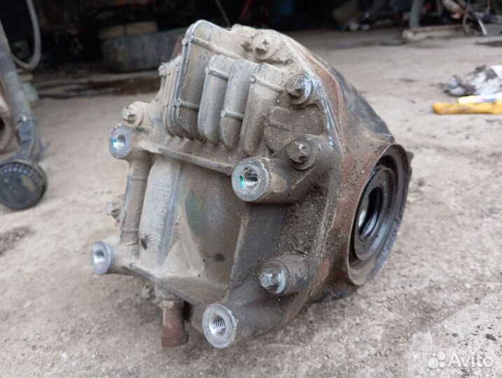 Редуктор задний Mercedes Benz W220 4matic 3.07