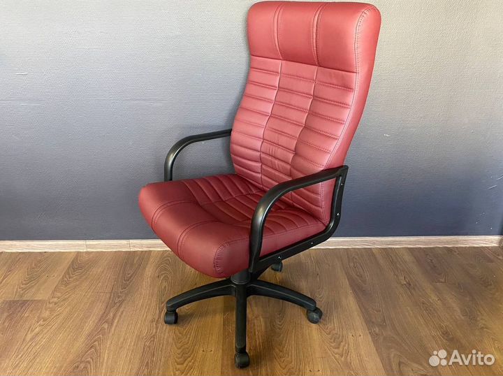 Кресло для офиса новое