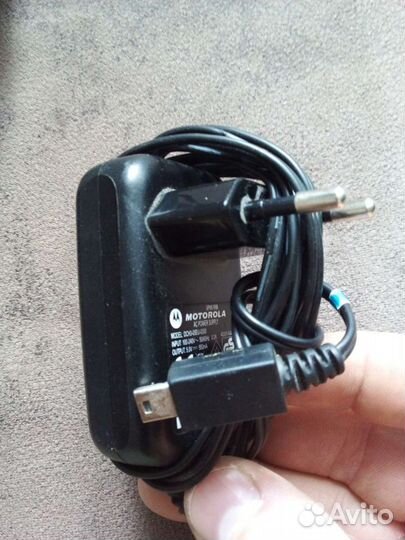 Зарядное устройство для телефона