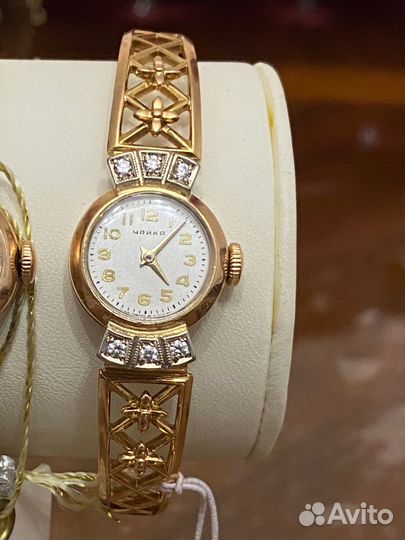 Часы Чайка с золотым браслетом