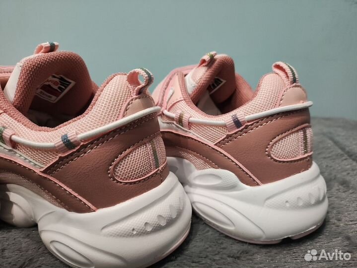 Кроссовки детские 31 размер на девочку