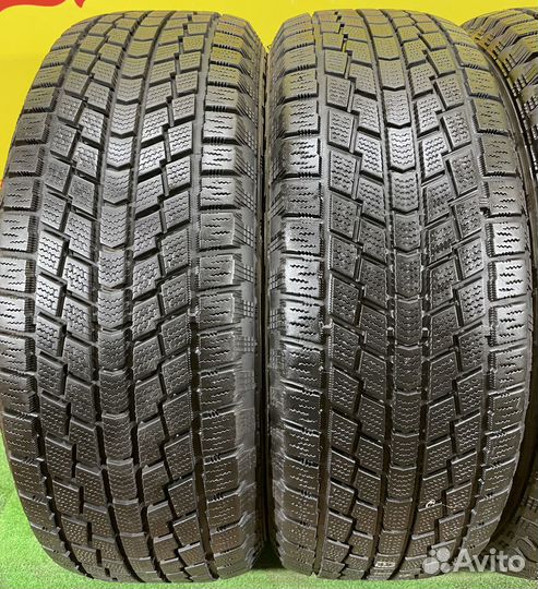 Hankook Nordik IS RW08 235/60 R17 102T