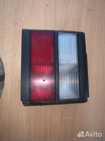 Фонарь задний внутренний левый VW passat b3