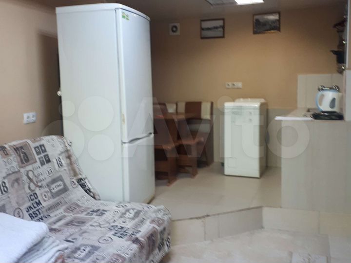 Дом 28 м² на участке 4 сот.