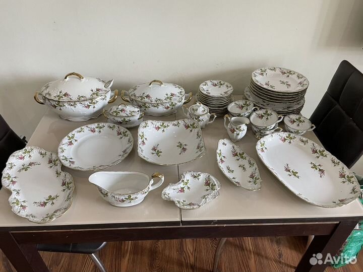 Обеденный сервиз