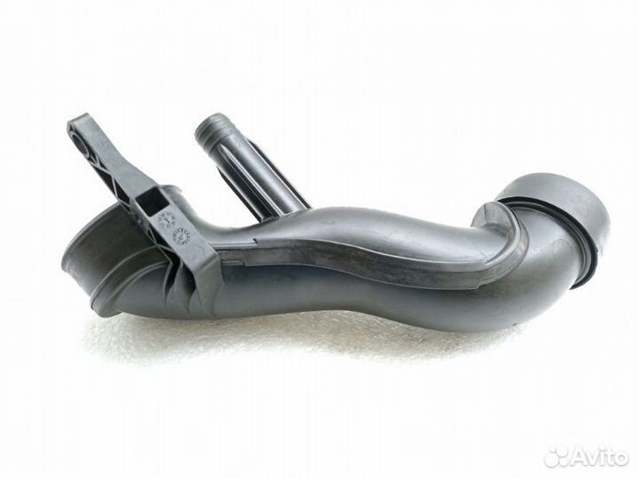 Патрубок интеркулера Bmw X3 E83