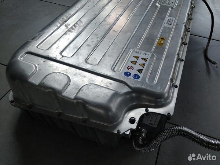 Аккумулятор Mercedes-Benz S-Class W222