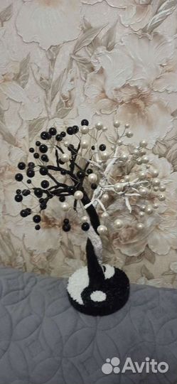 Дерево из бисера инь-ян