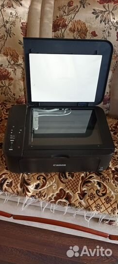 Струйный цветной принтер canon