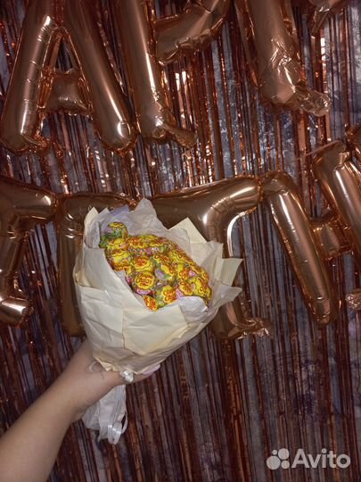 Букет из чупа чупсов