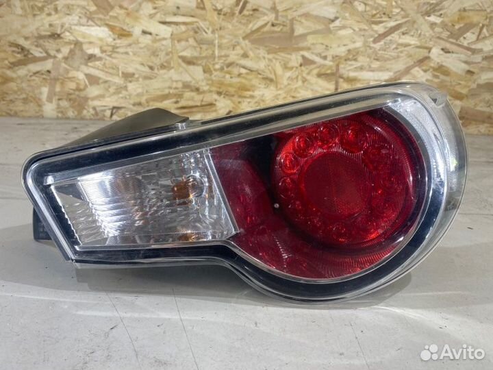Фонарь задний правый Toyota Gt 86 2012-2016