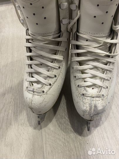 Коньки Edea 215