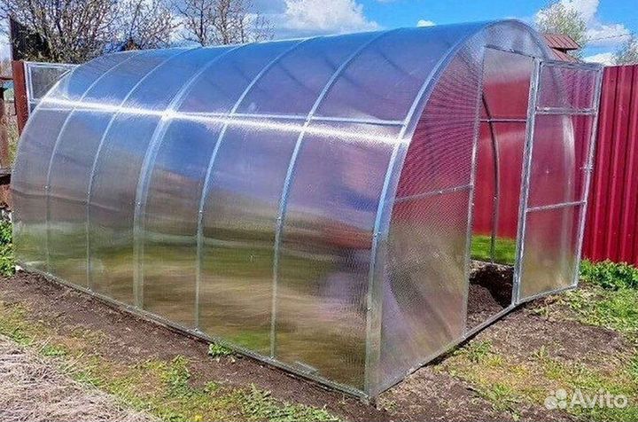 Теплица из Поликарбоната