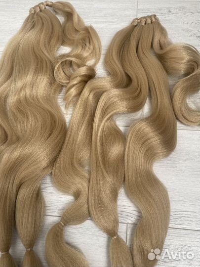 Канекалон,хвост накладной на резинке блонд,шиньон