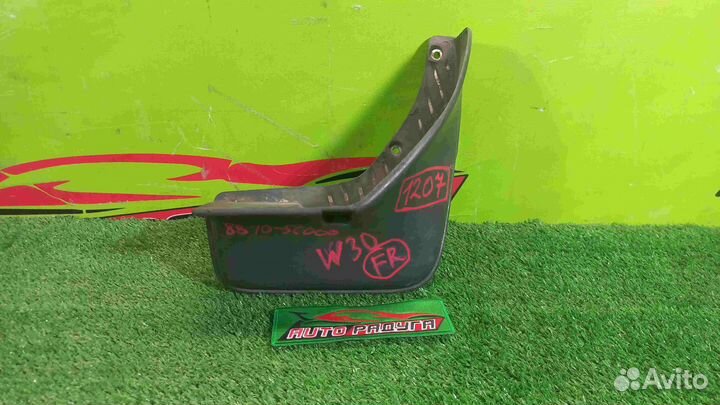 Брызговик nissan, CW30,NCW30,NW30,VW30,W30 largo