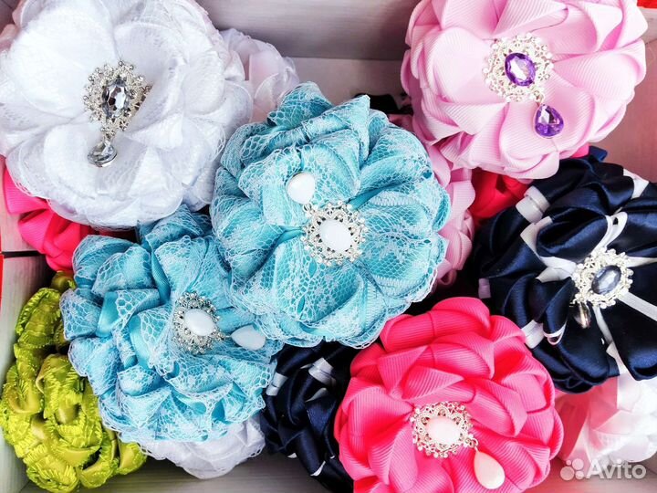 Школьные бантики ручной работы