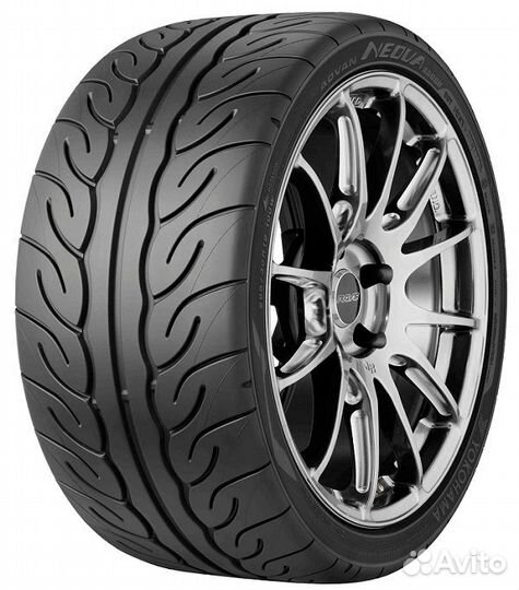 Yokohama Advan Neova AD08R 235/40 R19 92Y