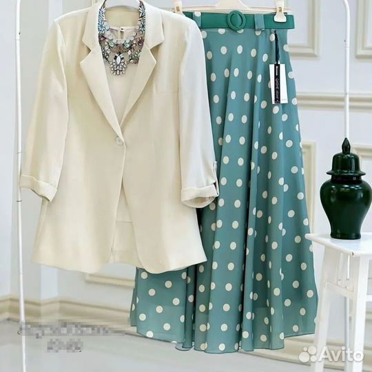 Костюм тройка 50р до 60р
