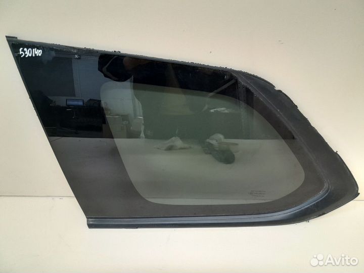 Стекло кузовное глухое левое Mitsubishi Outlander