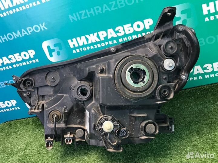 Фара передняя правая Toyota Rav 4 A40 2015-2019