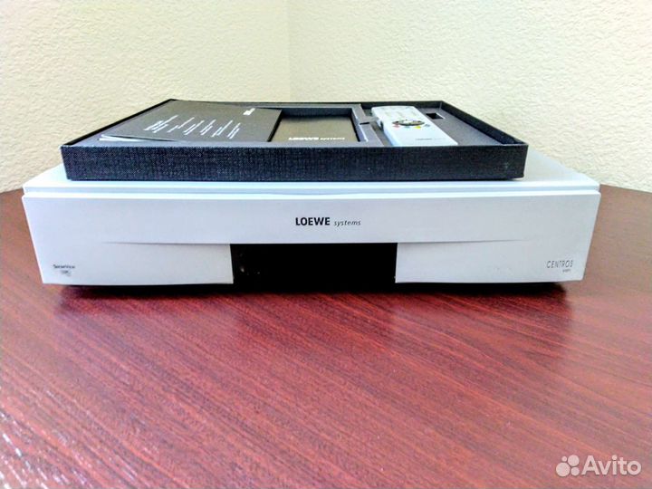 Видеомагнитофон Loewo