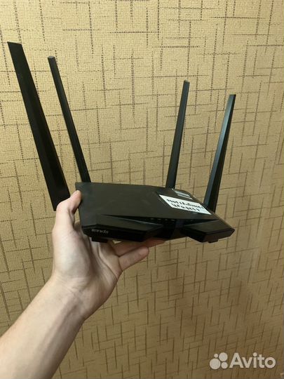 Роутер Tenda AC6