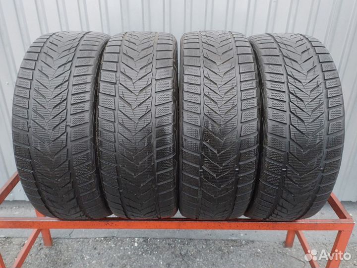 Vredestein Wintrac Xtreme S 235/45 R19