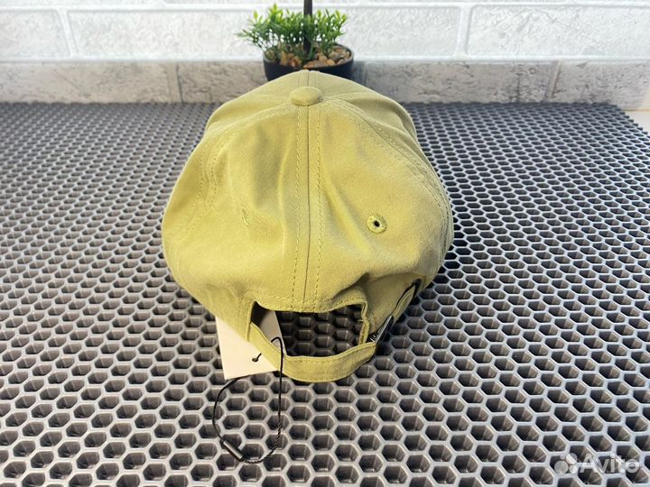 Кепка новая Calvin Klein