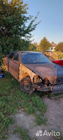 Запчасти на mercedes 210