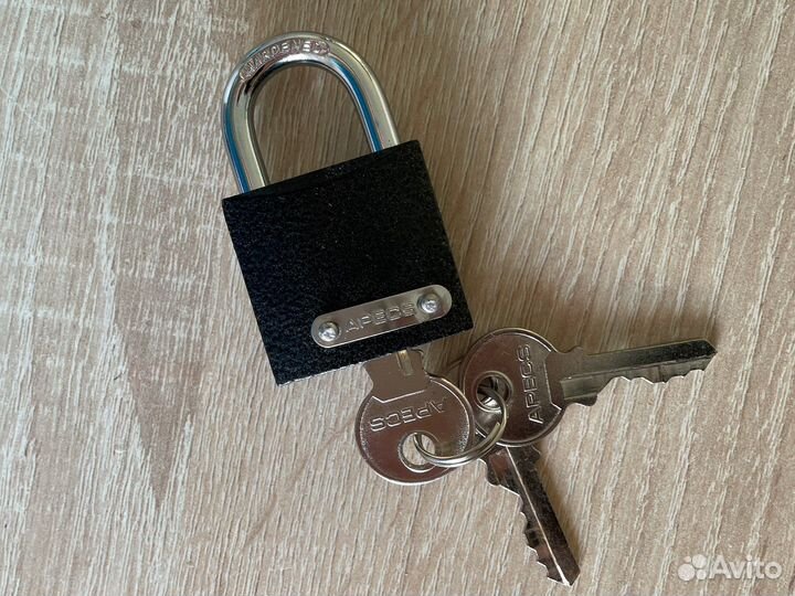 Замок навесной английский 32 мм apecs