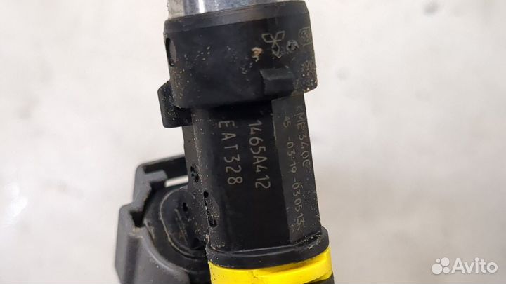 Форсунка топливная Mitsubishi Outlander 2018