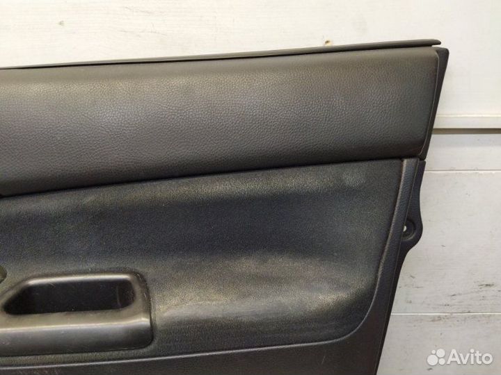 Обшивка двери передняя правая Mitsubishi Lancer 9