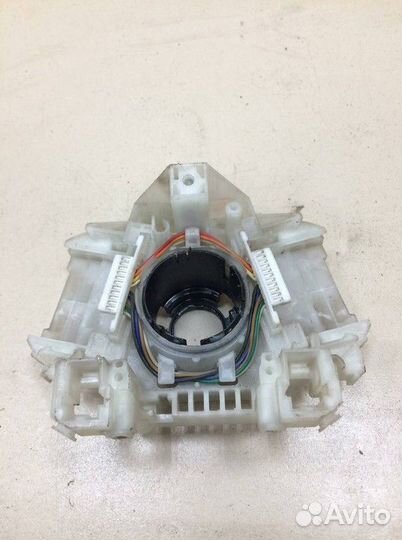 Кронштейн подрулевых переключателей