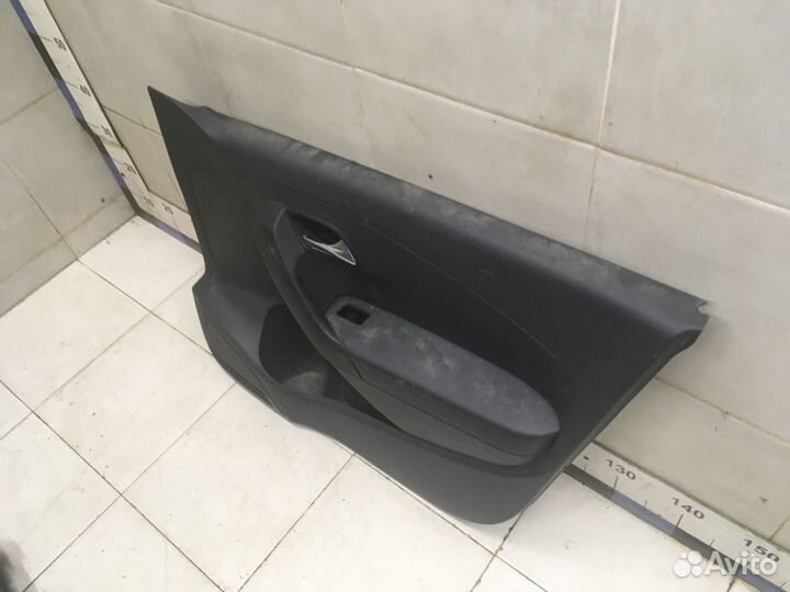 Обшивка двери передней правой Polo (Sed RUS) 2011