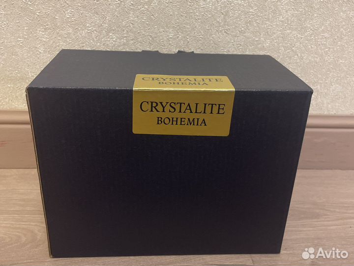 Ваза хрустальная