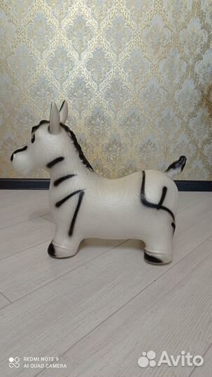 Игрушка зебра
