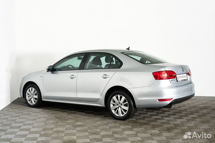 Volkswagen Jetta 1.6 AT, 2013, 147 000 км