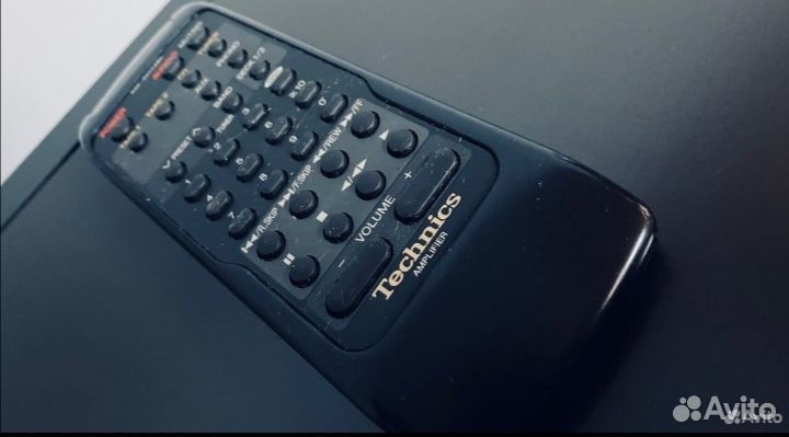 Усилитель Technics SU-C800U SE-A900S стрелки